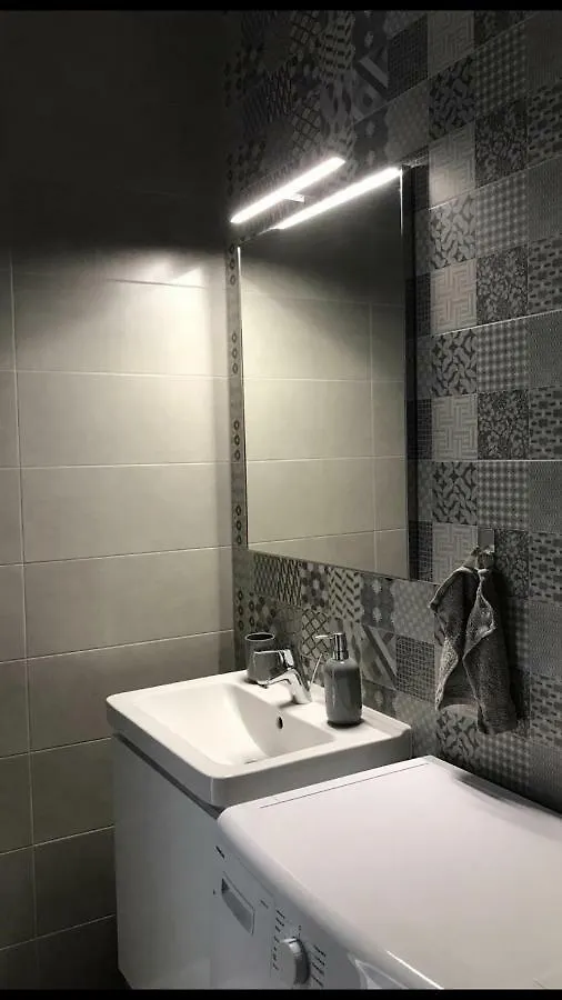 Apartmani Anloma Lorainne Povljana 0*,  Croatia